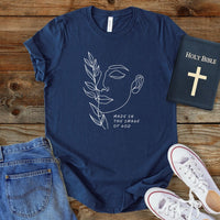 a t - shirt with a picture of a woman's face on it