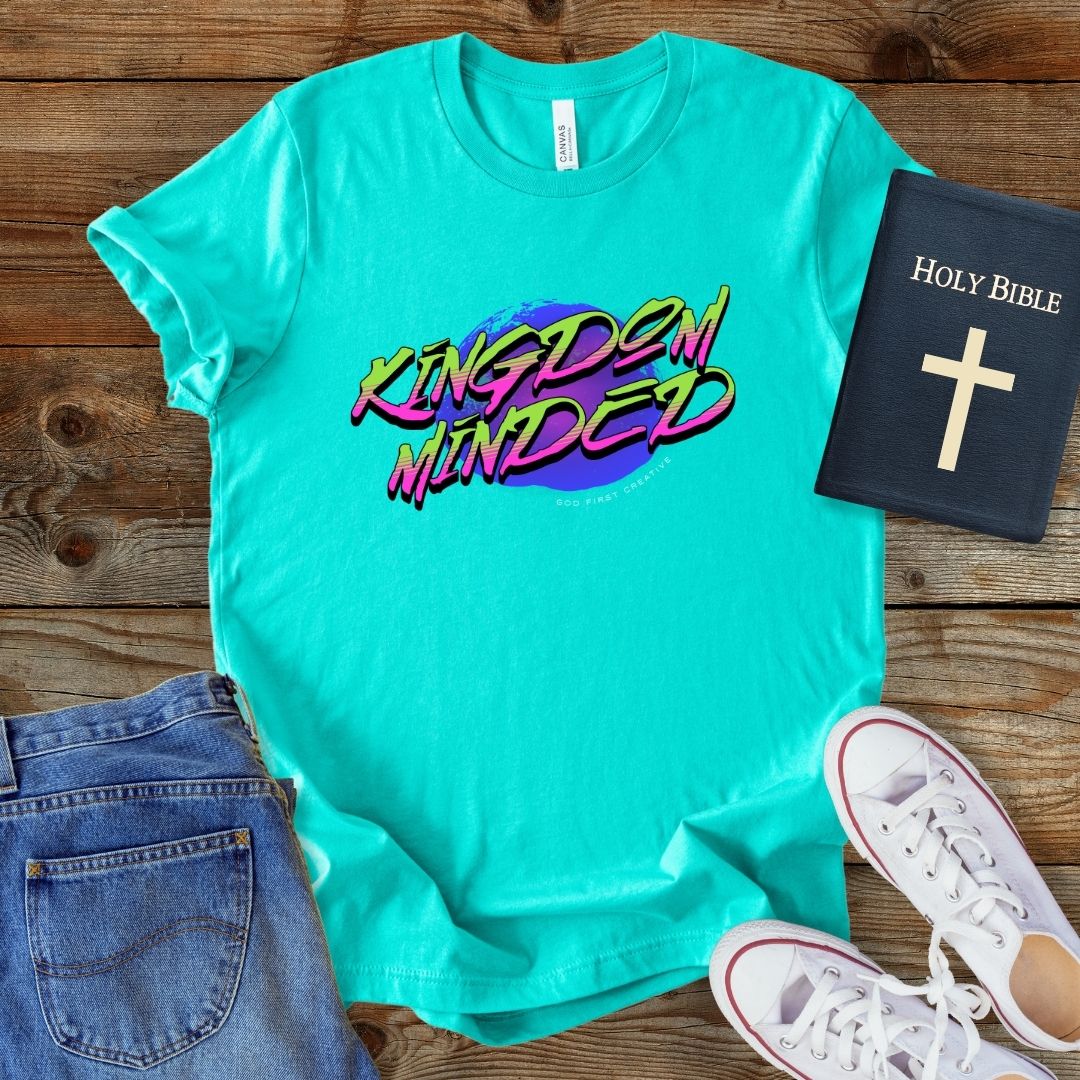 a t - shirt with the words kingdom divided on it